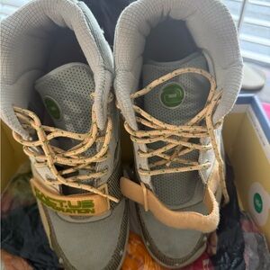 Nike Air Trainer 1 SP Travis Scott "Grey Haze" sneaker, Size 9